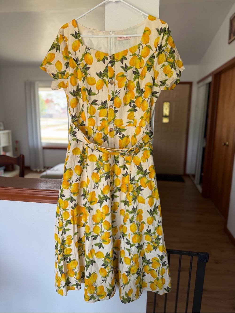 Ivy City Co Meredith Lemon Dress Size 8